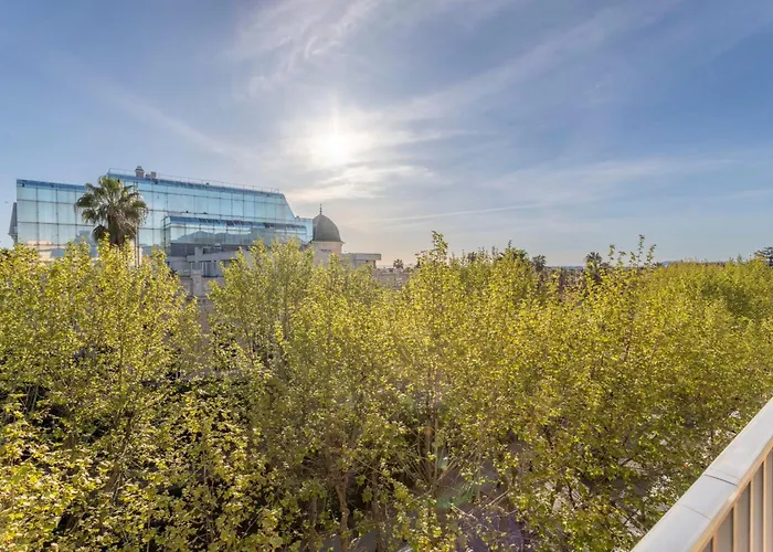 Crivelli - Welkeys Hyères